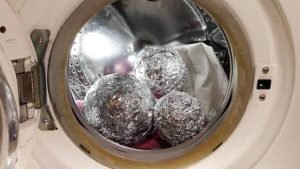Roupas Impecáveis: Papel Alumínio na Máquina de Lavar e Secadora